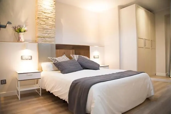 公寓 Apartamenticos 39 *